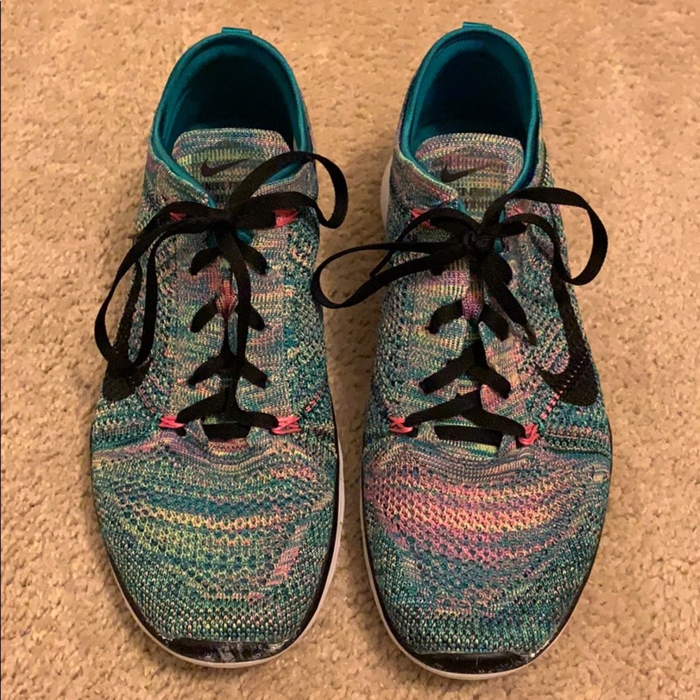 Women’s Nike free TR flyknit 5.0 training sneakers